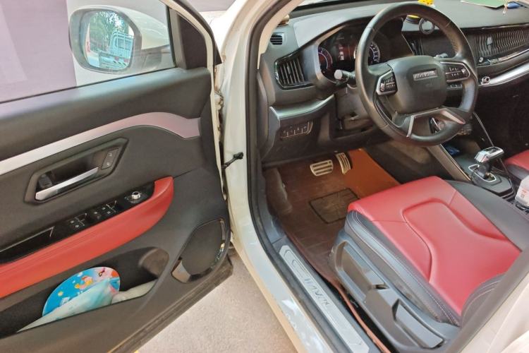 Used Haval H2s 2017 Blue Label 1.5T Dual-Clutch Luxury Model Driver Seat