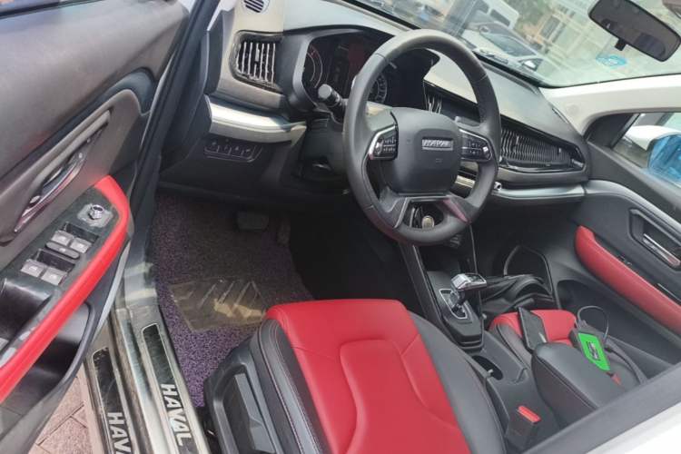Used Haval H2s 2017 Red-Label 1.5T Dual-Clutch Comfort Model Driver Seat
