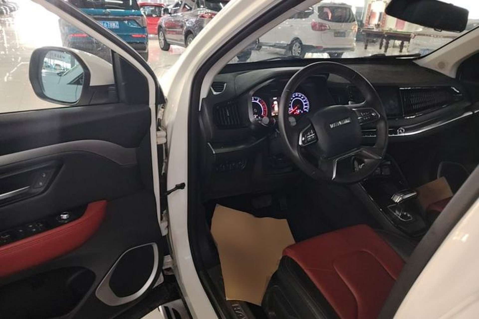 Used Haval H2s 2017 Blue Label 1.5T Dual-Clutch Elite Model Driver Seat
