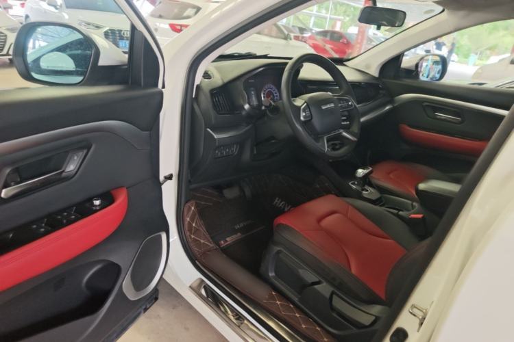 Used Haval H2s 2017 Red-Label 1.5T Dual-Clutch Elite Model Driver Seat