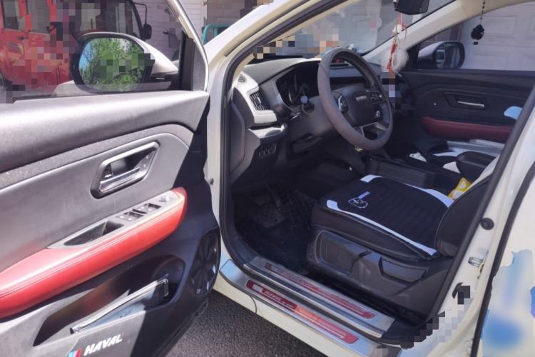 Used Haval H2s 2017 Red-Label 1.5T Dual-Clutch Elite Model Driver Seat