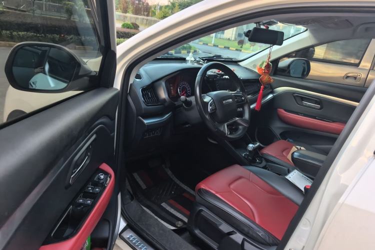Used Haval H2s 2017 Blue Label 1.5T Dual-Clutch Elite Model Driver Seat