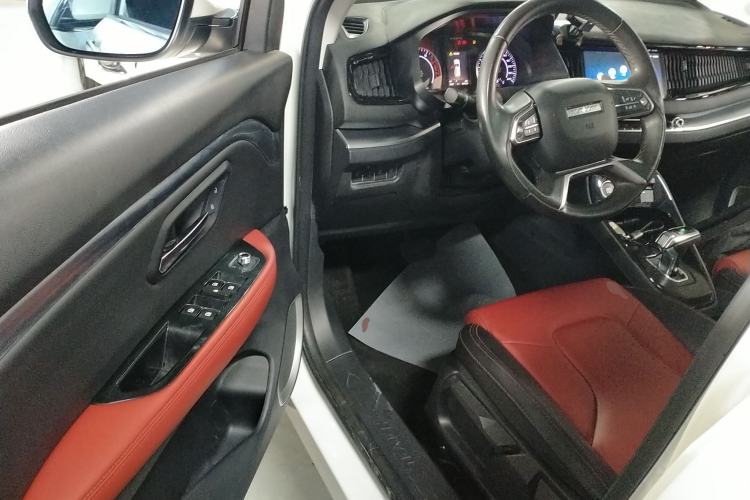 Used Haval H2s 2017 Red-Label 1.5T Dual-Clutch Elite Model Driver Seat