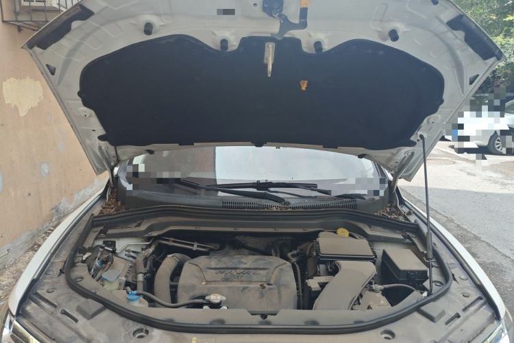 Used Haval H2s 2017 Red Label 1.5T Manual Comfort Model Engine Bay