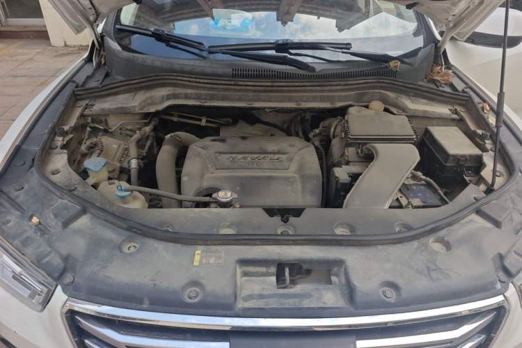Used Haval H2s 2017 Red Label 1.5T Manual Comfort Model Engine Bay