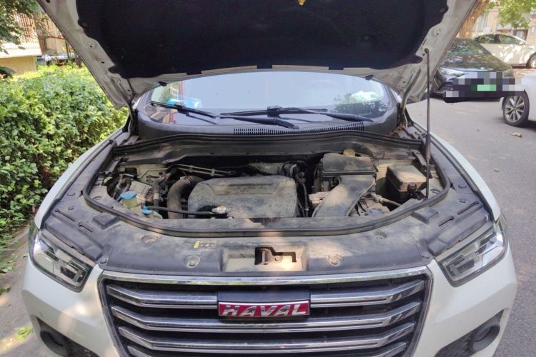 Used Haval H2s 2017 Red-Label 1.5T Dual-Clutch Elite Model Engine Bay