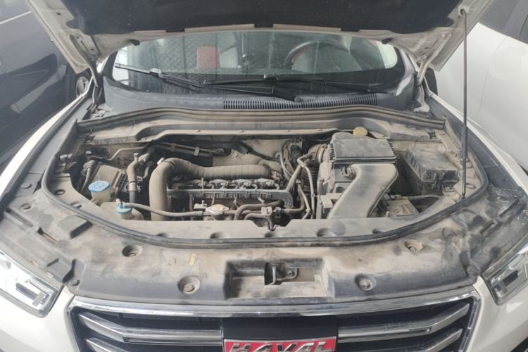 Used Haval H2s 2017 Red-Label 1.5T Dual-Clutch Comfort Model Engine Bay