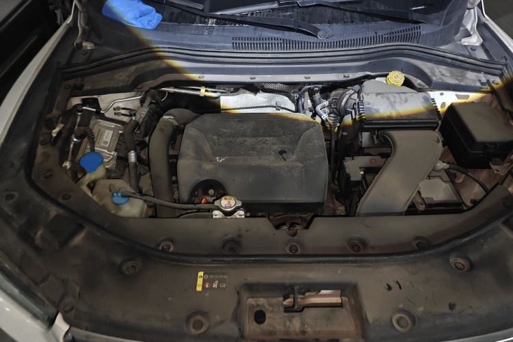 Used Haval H2s 2017 Red-Label 1.5T Dual-Clutch Elite Model Engine Bay