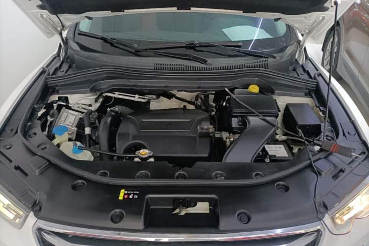 Used Haval H2s 2017 Red-Label 1.5T Manual Elite Model Engine Bay