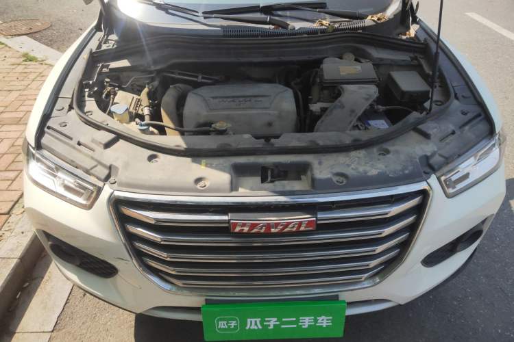 Used Haval H2s 2017 Red-Label 1.5T Dual-Clutch Elite Model Engine Bay