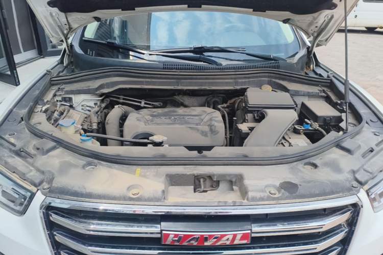 Used Haval H2s 2017 Red-Label 1.5T Dual-Clutch Comfort Model Engine Bay