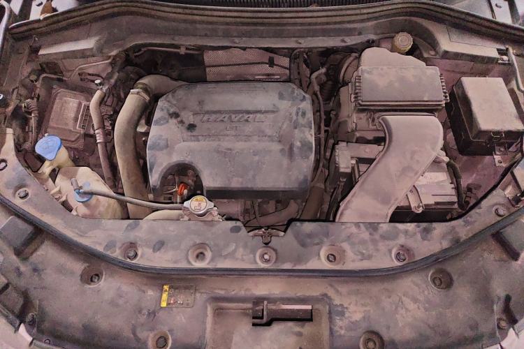 Used Haval H2s 2017 Red-Label 1.5T Dual-Clutch Elite Model Engine Bay