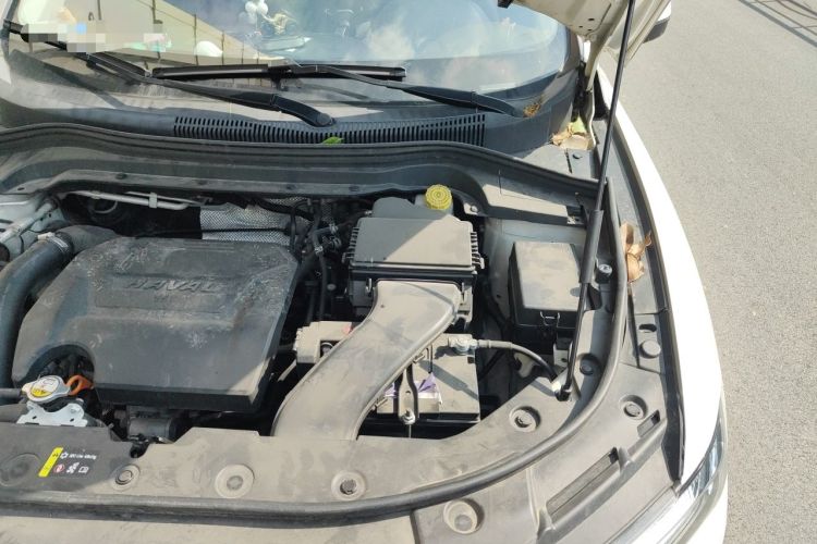 Used Haval H2s 2017 Blue Label 1.5T Dual-Clutch Comfort Model Engine Bay Left