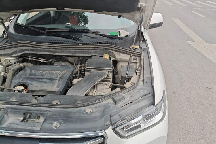 Used Haval H2s 2017 Red-Label 1.5T Dual-Clutch Elite Model Engine Bay Left