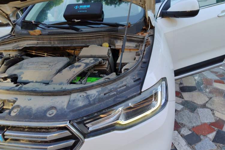 Used Haval H2s 2017 Blue Label 1.5T Dual-Clutch Elite Model Engine Bay Left