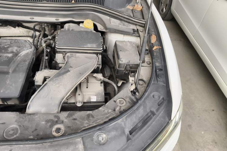 Used Haval H2s 2017 Blue Label 1.5T Dual-Clutch Comfort Model Engine Bay Left