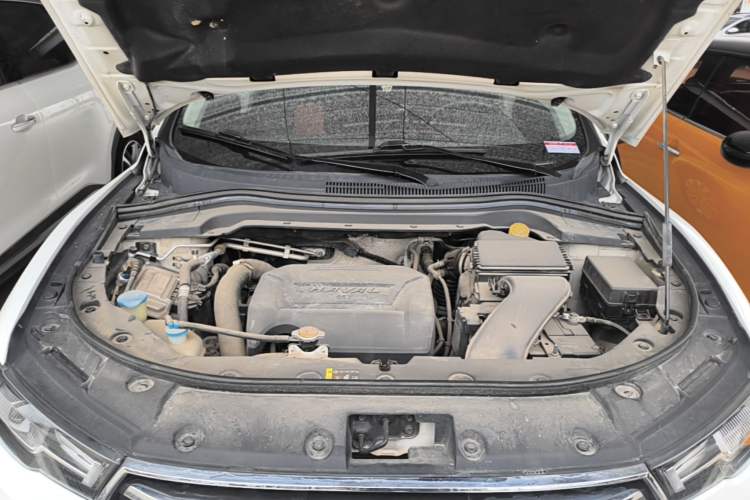 Used Haval H2s 2017 Blue Label 1.5T Dual-Clutch Elite Model Engine Bay