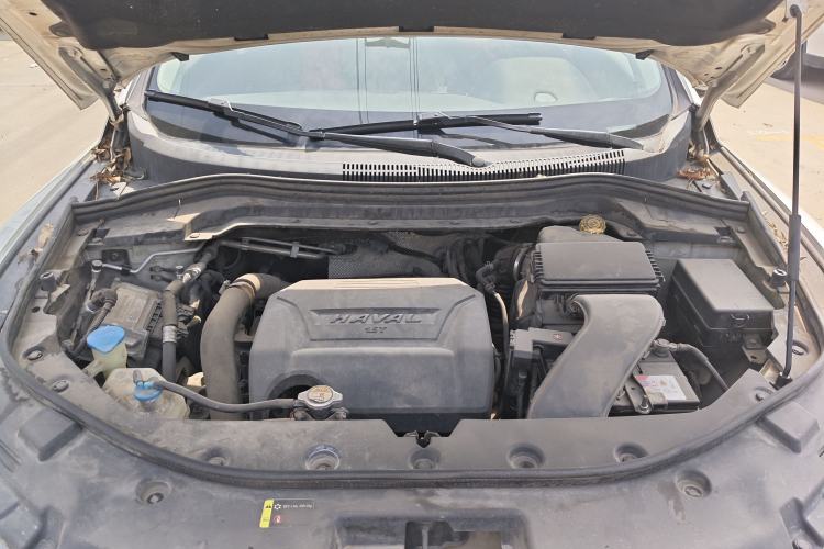 Used Haval H2s 2017 Red-Label 1.5T Manual Elite Model Engine Bay