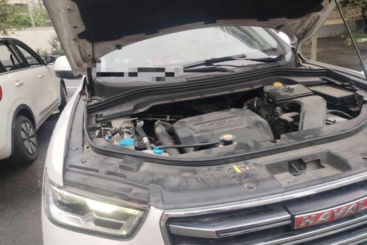 Used Haval H2s 2017 Red-Label 1.5T Dual-Clutch Elite Model Engine Bay Right