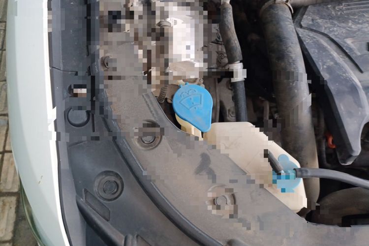 Used Haval H2s 2017 Blue Label 1.5T Dual-Clutch Elite Model Engine Bay Right