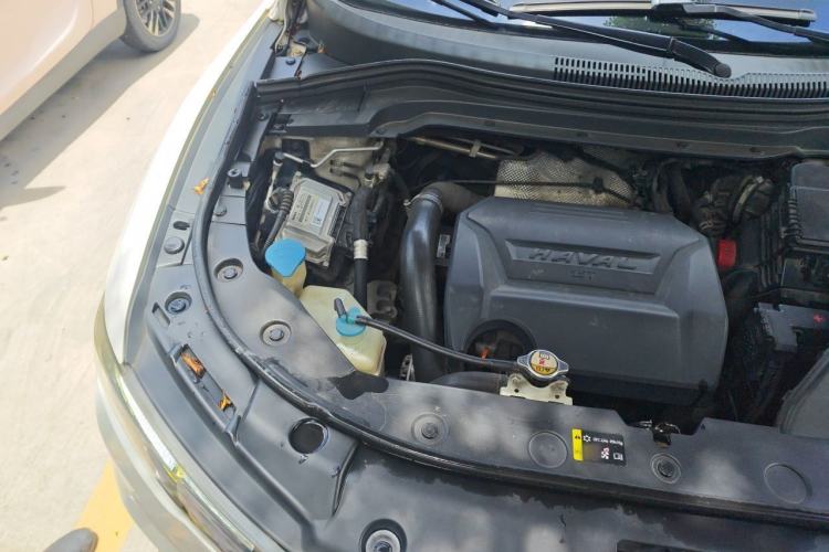 Used Haval H2s 2017 Blue Label 1.5T Manual Elite Model Engine Bay Right
