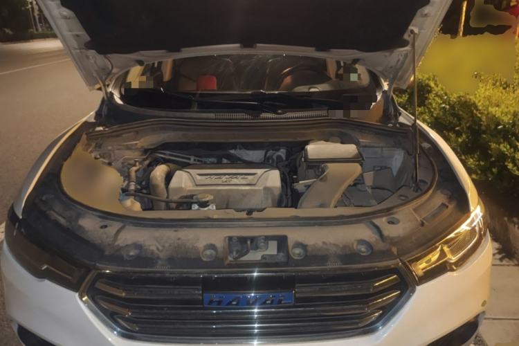 Used Haval H2s 2017 Blue Label 1.5T Dual-Clutch Elite Model Engine Bay