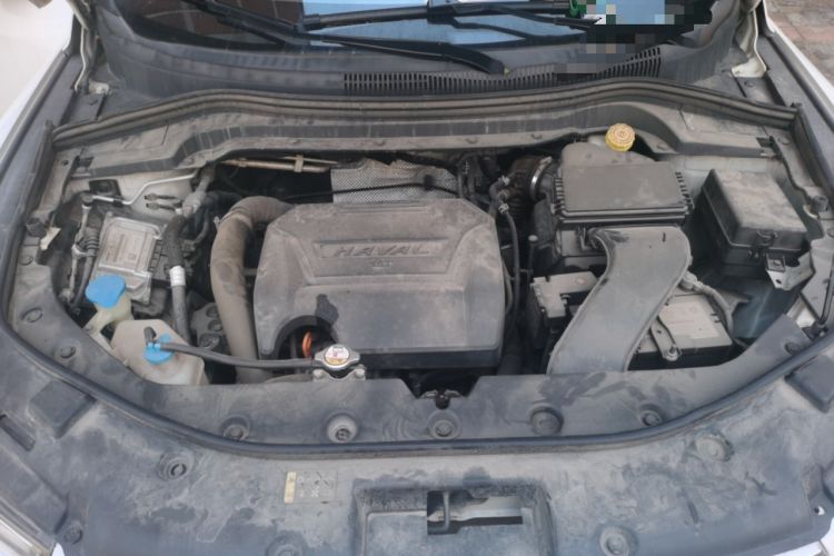 Used Haval H2s 2017 Red-Label 1.5T Dual-Clutch Luxury Model Engine Bay