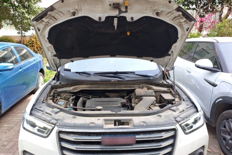 Used Haval H2s 2017 Red-Label 1.5T Manual Elite Model Engine Bay