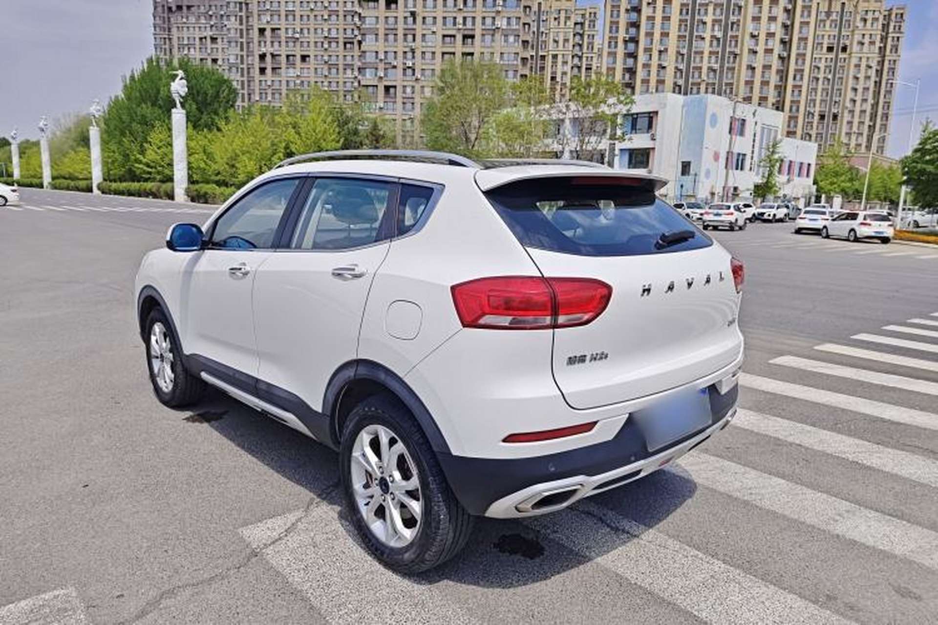 Used Haval H2s 2017 Red-Label 1.5T Dual-Clutch Elite Model Exterior 1