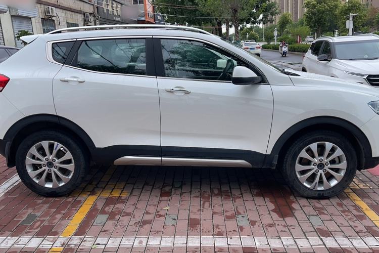 Used Haval H2s 2017 Blue Label 1.5T Dual-Clutch Elite Model Exterior 3