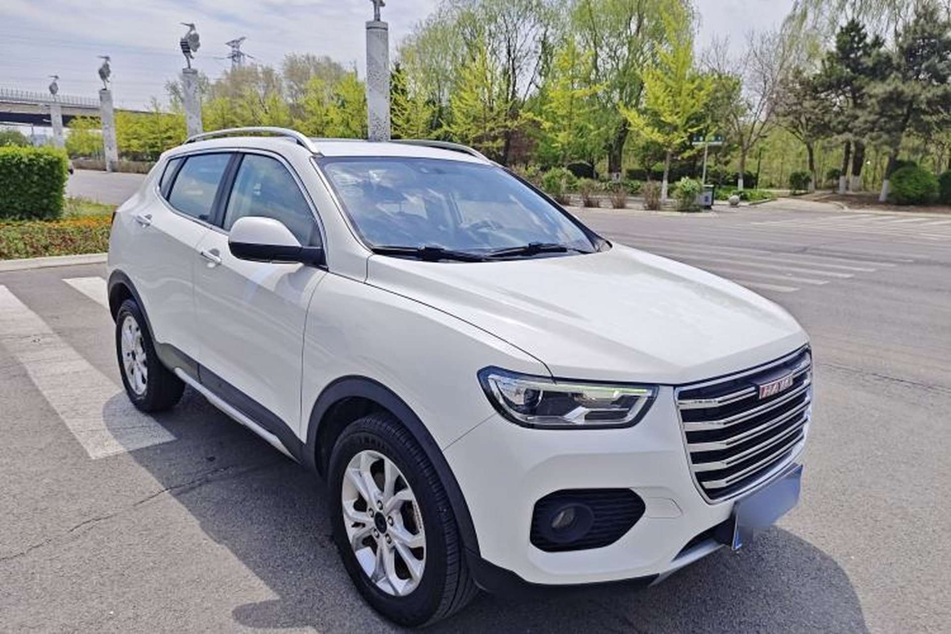 Used Haval H2s 2017 Red-Label 1.5T Dual-Clutch Elite Model Exterior 3