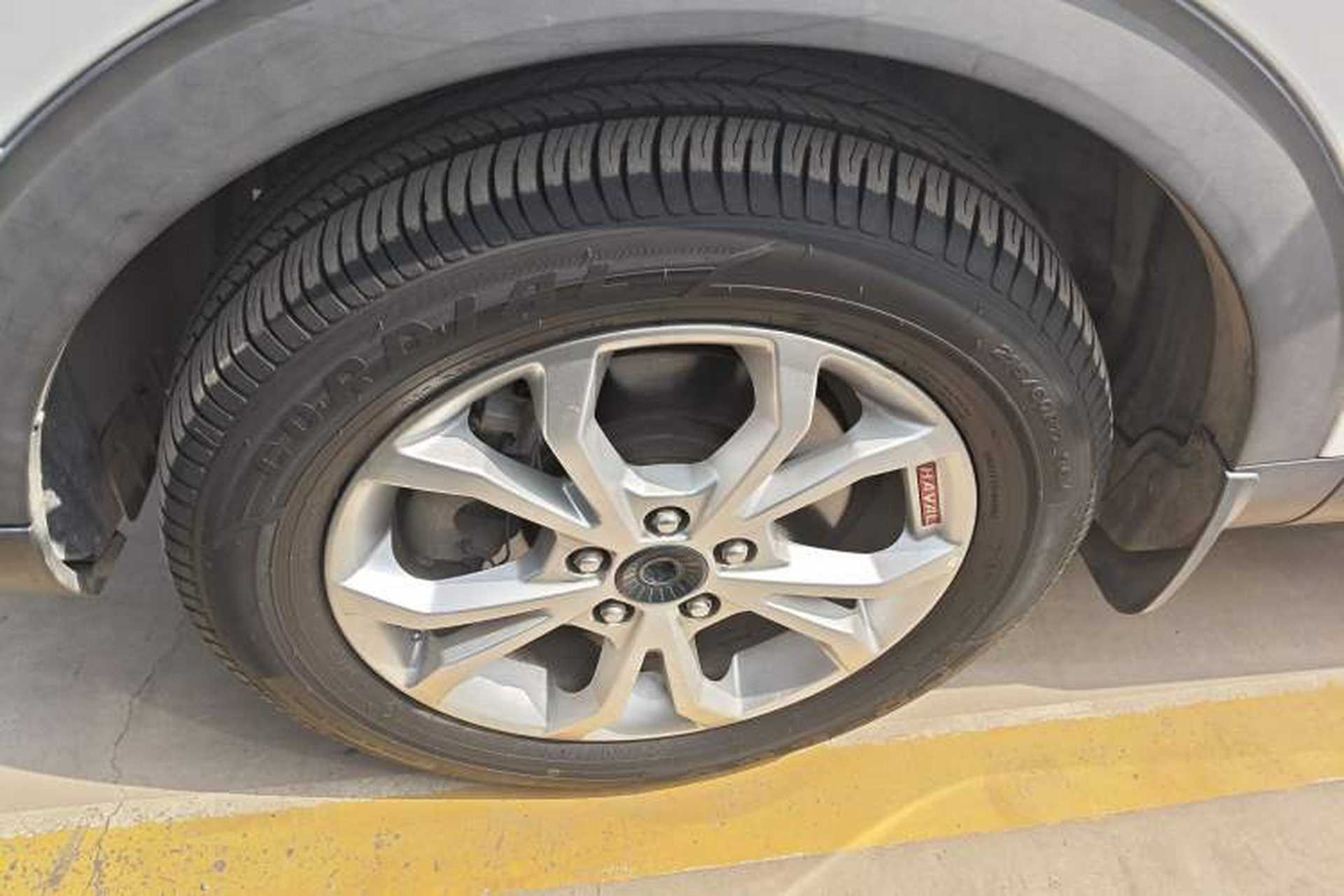 Used Haval H2s 2017 Red-Label 1.5T Manual Elite Model Exterior 4