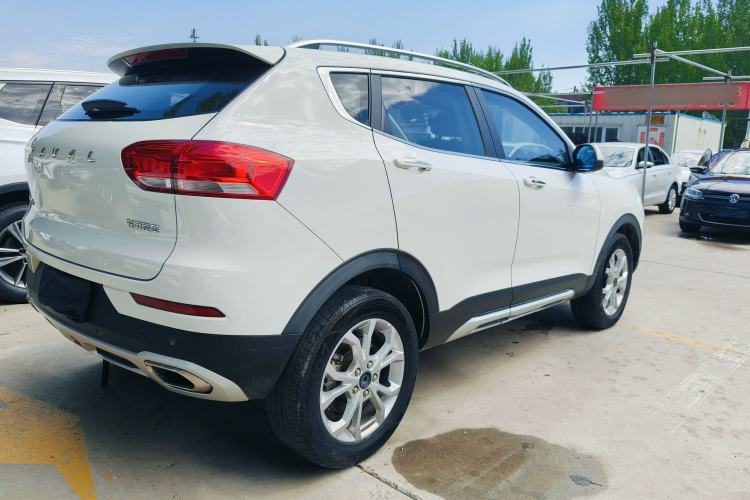 Used Haval H2s 2017 Red-Label 1.5T Manual Elite Model Exterior 4