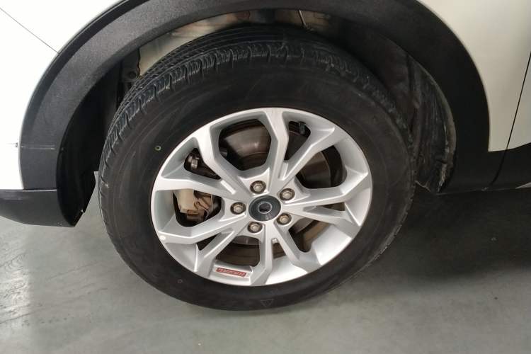 Used Haval H2s 2017 Red-Label 1.5T Dual-Clutch Elite Model Exterior 4