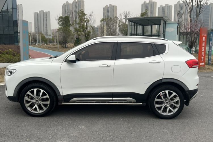 Used Haval H2s 2017 Red-Label 1.5T Dual-Clutch Luxury Model Exterior 5