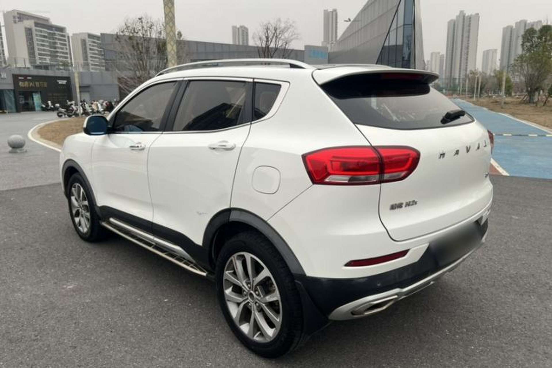 Used Haval H2s 2017 Red-Label 1.5T Dual-Clutch Luxury Model Exterior 7