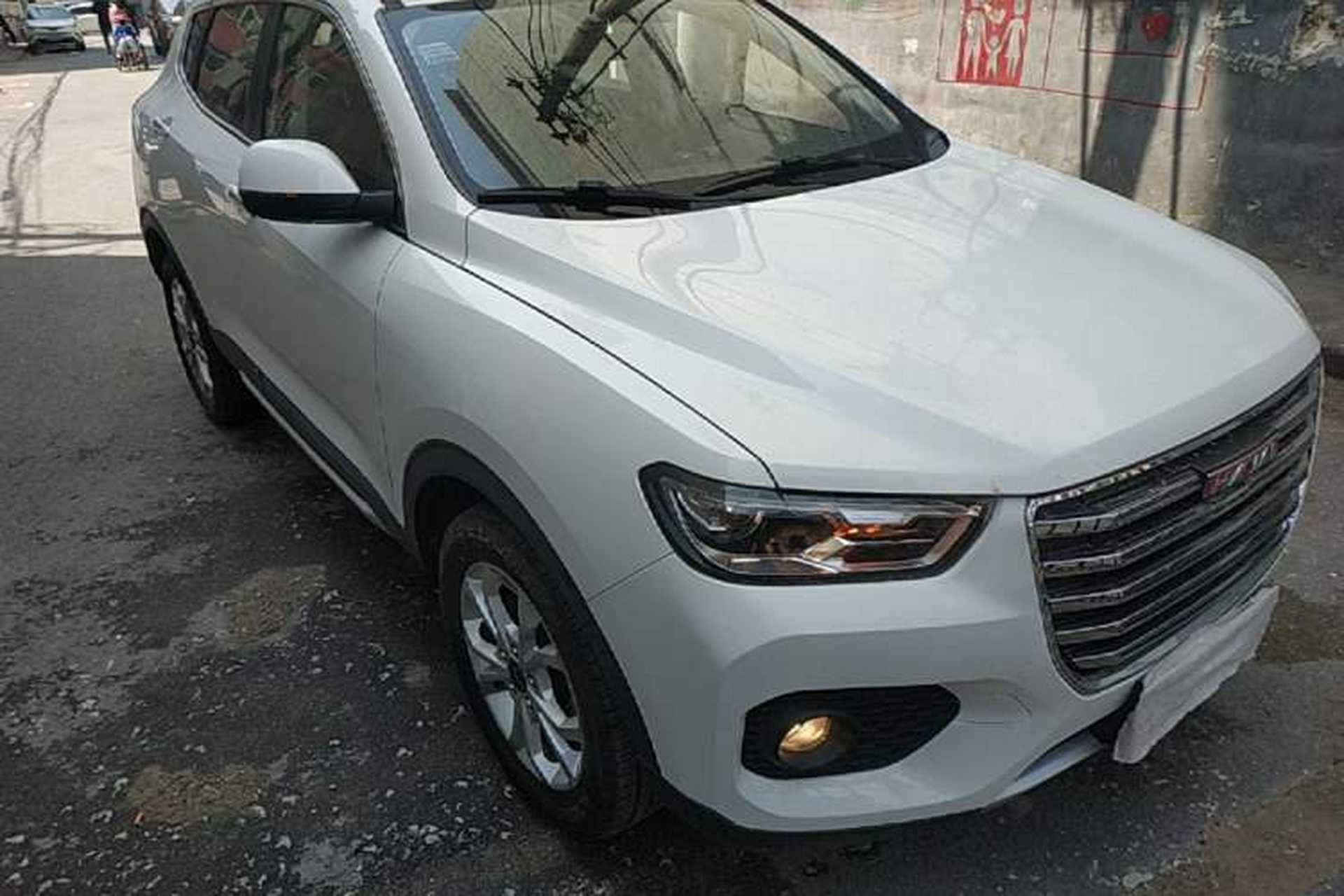 Used Haval H2s 2017 Red-Label 1.5T Dual-Clutch Elite Model Front Right 45 Deg