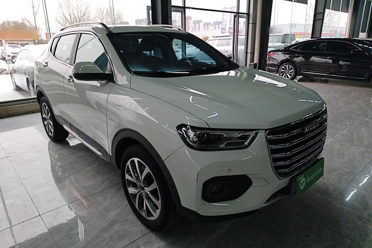 Used Haval H2s 2017 Red-Label 1.5T Dual-Clutch Luxury Model Front Right 45 Deg