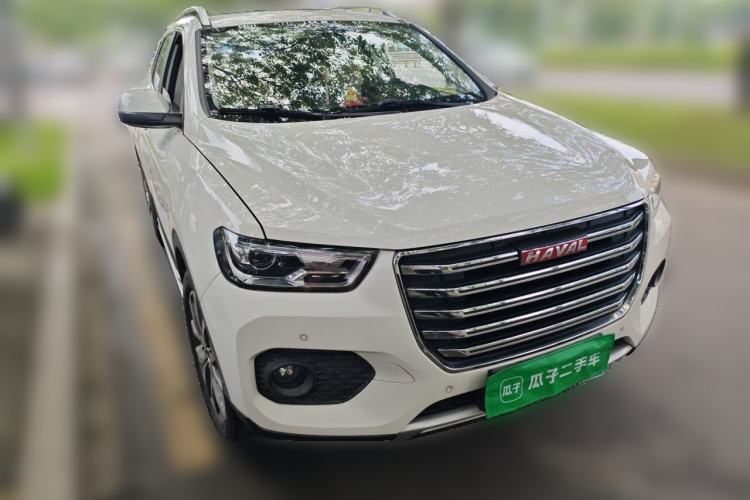 Used Haval H2s 2017 Red-Label 1.5T Dual-Clutch Luxury Model Front Right 45 Deg