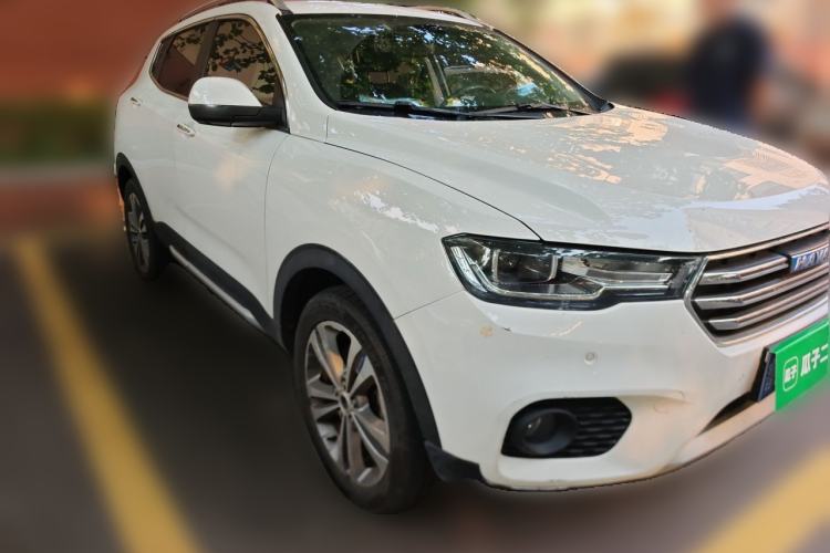 Used Haval H2s 2017 Blue Label 1.5T Dual-Clutch Luxury Model Front Right 45 Deg