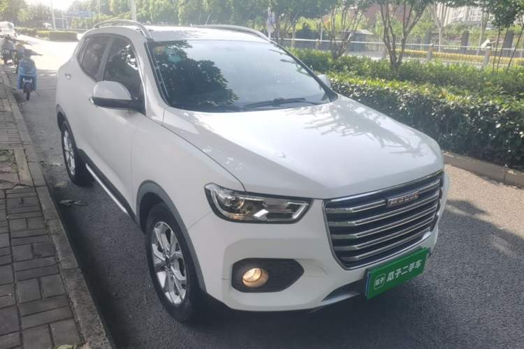 Used Haval H2s 2017 Red-Label 1.5T Manual Elite Model Front Right 45 Deg