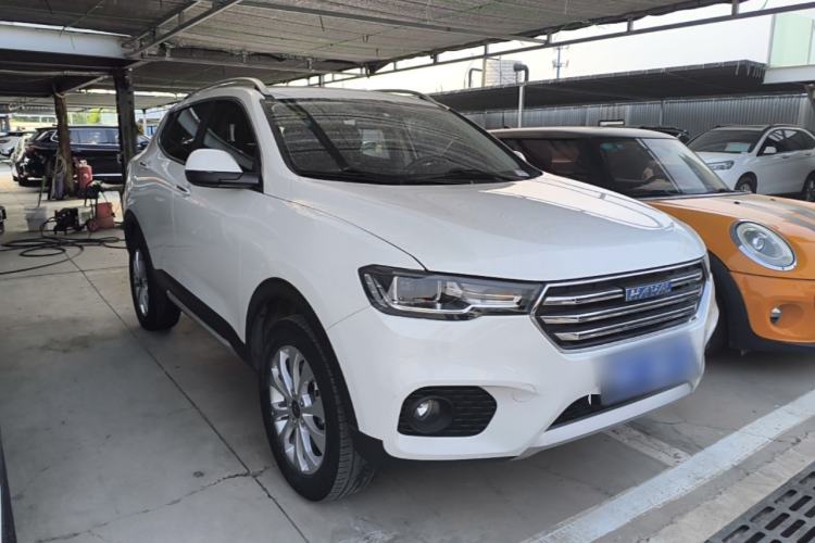 Used Haval H2s 2017 Blue Label 1.5T Dual-Clutch Elite Model Front Right 45 Deg