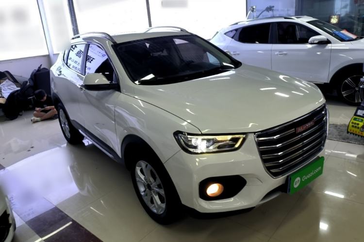 Used Haval H2s 2017 Red Label 1.5T Manual Comfort Model Front Right 45 Deg