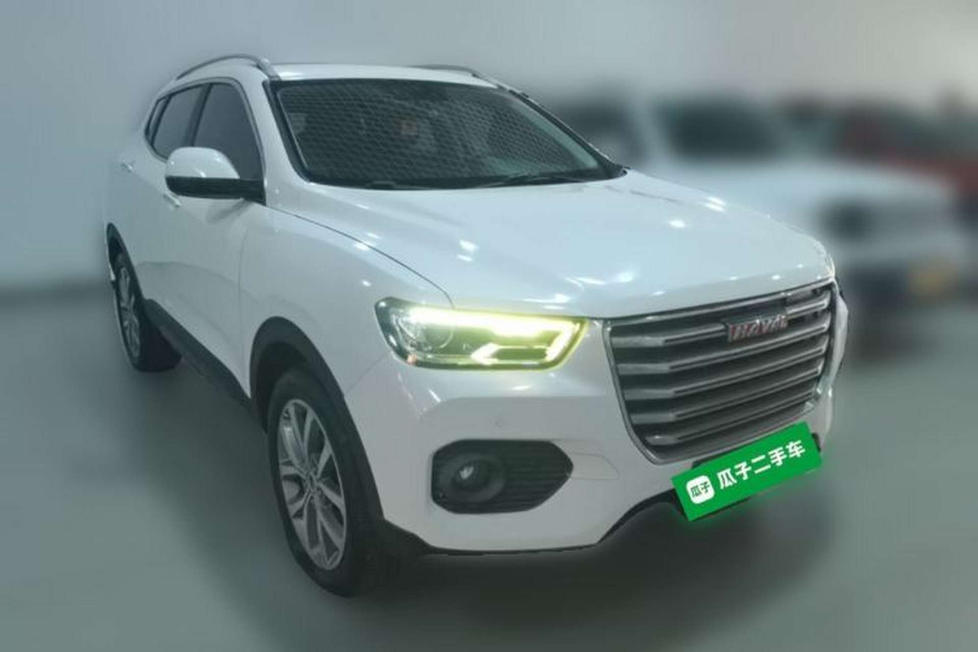 Used Haval H2s 2017 Red-Label 1.5T Dual-Clutch Luxury Model Front Right 45 Deg