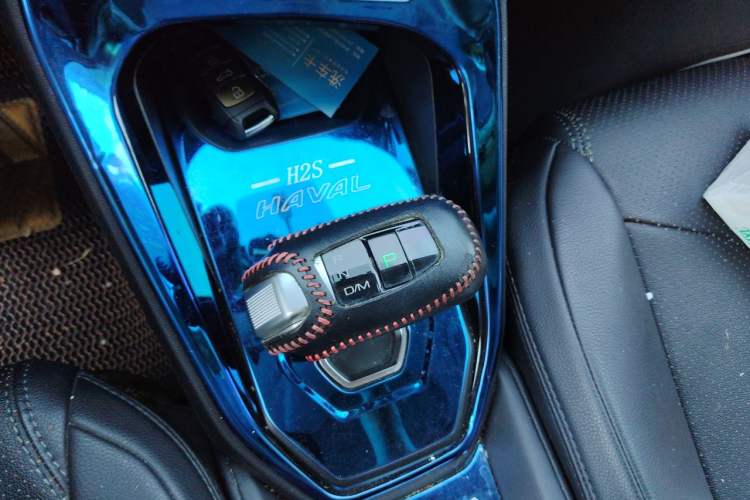 Used Haval H2s 2017 Blue Label 1.5T Dual-Clutch Elite Model Gear Lever