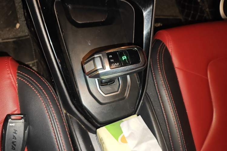 Used Haval H2s 2017 Blue Label 1.5T Dual-Clutch Elite Model Gear Lever