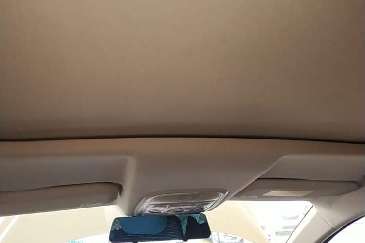 Used Haval H2s 2017 Blue Label 1.5T Dual-Clutch Luxury Model Headliner