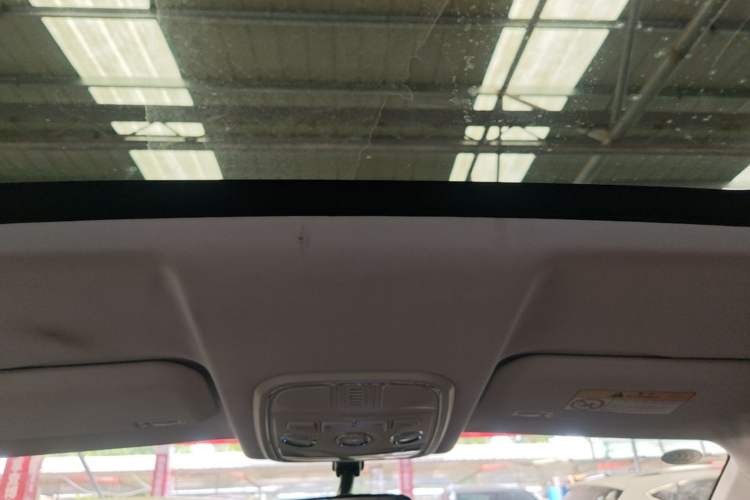 Used Haval H2s 2017 Red-Label 1.5T Dual-Clutch Elite Model Headliner