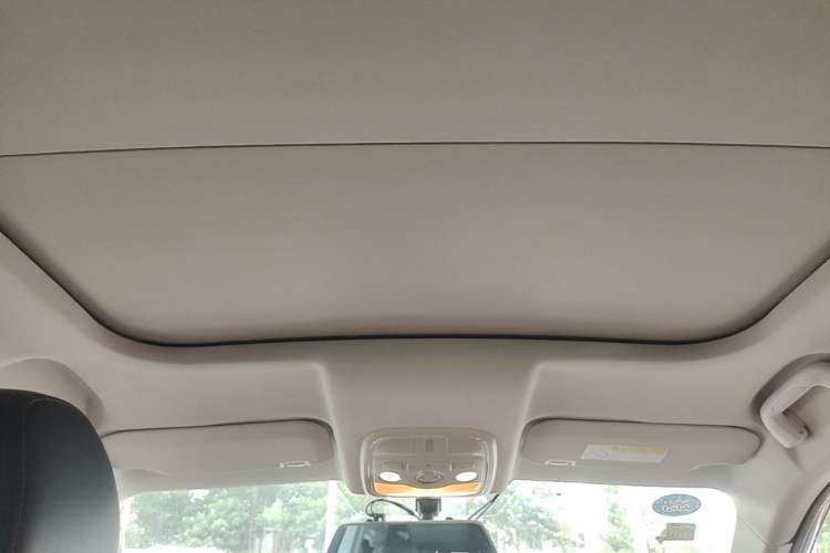 Used Haval H2s 2017 Blue Label 1.5T Manual Elite Model Headliner