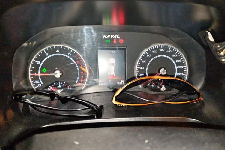 Used Haval H2s 2017 Blue Label 1.5T Dual-Clutch Luxury Model Instrument Cluster